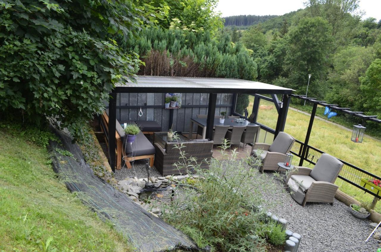 Sunrise B&B Hellenthal Bagian luar foto